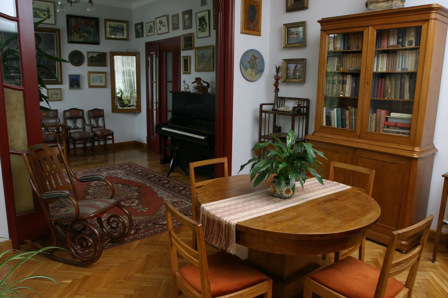 Gallery Image 6